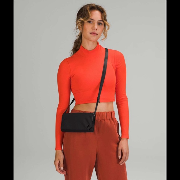 lululemon athletica Bags Lululemon Wallet Clutch Crossbody In Black